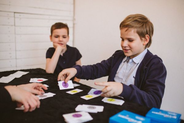 Matemātikas mācību spēle "MathChain"